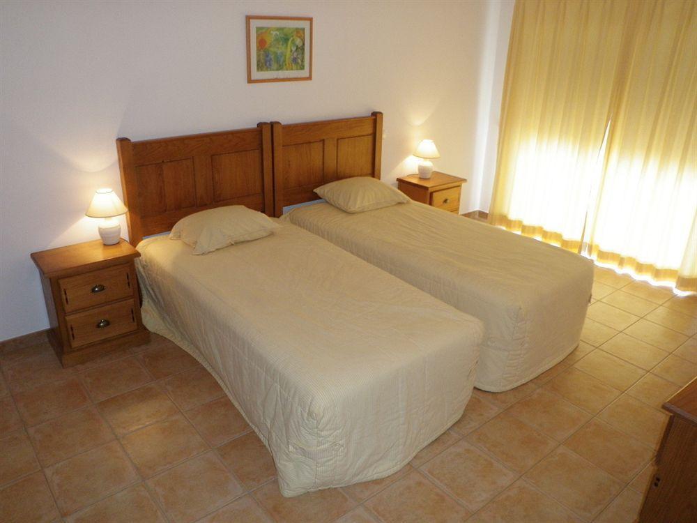 Waterside Village Apartments Praia Da Luz ภายนอก รูปภาพ